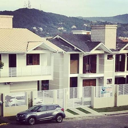 Residencial Franca Garopaba Apartment ภายนอก รูปภาพ